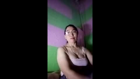 Snapshot of mickye00 chatting on May 2026 01:11:01 AM Miky online show from May 2026 01:11:01 AM