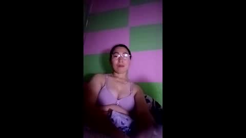 Snapshot of mickye00 chatting on May 2026 02:42:01 AM Miky online show from May 2026 02:42:01 AM