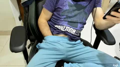 Snapshot of microfama00 chatting on February 2026 07:25:01 AM microfama00 online show from February 2026 07:25:01 AM