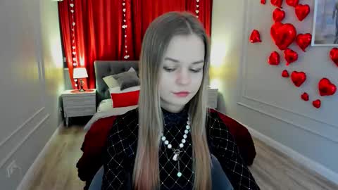 midnighteaura online show from February 2026 08:05:01 PM