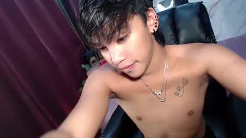 Snapshot of midnightkiller_ chatting on April 2026 10:13:02 PM Kitty online show from April 2026 10:13:02 PM