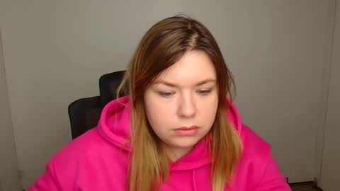 Mariana online show from October 2025 05:08:01 AM