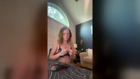 midnightsiren01 online show from August 2026 11:56:01 AM