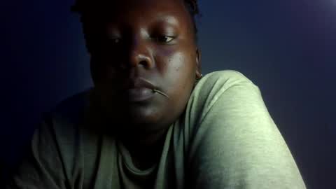 Snapshot of midnightt_curves chatting on July 2026 07:39:01 PM midnightt_curves online show from July 2026 07:39:01 PM