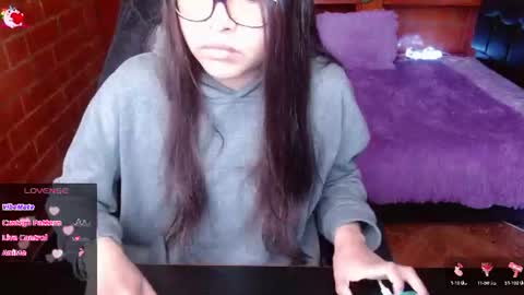 Midori 7u7 online show from July 2026 05:27:01 PM
