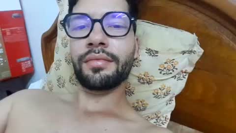 Sam online show from September 2025 06:40:01 PM