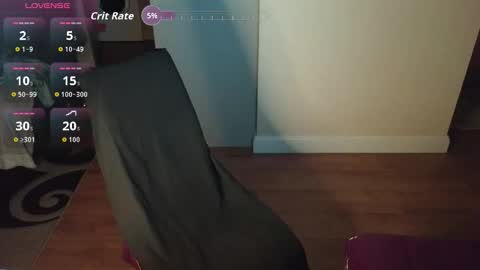 Snapshot of mierllanos240057 chatting on February 2026 07:25:02 PM CLover online show from February 2026 07:25:02 PM