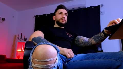 MightyAaron online show from March 2026 04:40:02 AM