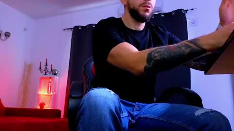 MightyAaron online show from July 2026 03:19:02 AM