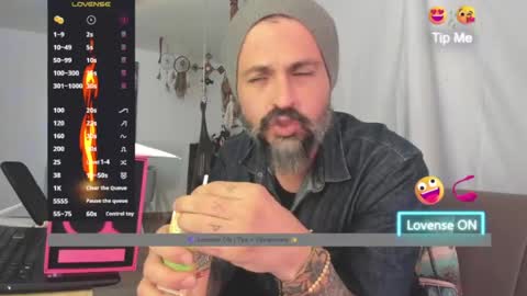 Snapshot of miguel_angeel_ chatting on June 2026 07:17:01 PM Miguel Angel online show from June 2026 07:17:01 PM