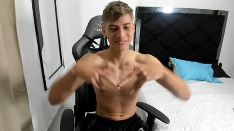 Miguel Hernandez online show from March 2026 10:47:01 PM