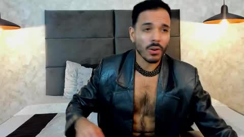 Snapshot of miguelsanfrancisco chatting on November 2025 12:04:01 PM miguelsanfrancisco online show from November 2025 12:04:01 PM