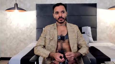 Snapshot of miguelsanfrancisco chatting on November 2025 03:07:02 PM miguelsanfrancisco online show from November 2025 03:07:02 PM