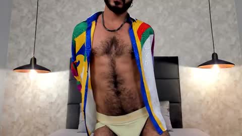 Snapshot of miguelsanfrancisco chatting on December 2025 06:14:01 PM miguelsanfrancisco online show from December 2025 06:14:01 PM