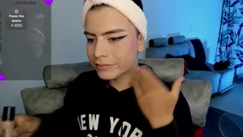 MihaAdamss online show from October 2025 01:23:01 AM