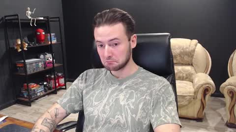 Misha Winchester online show from November 2025 08:13:02 AM