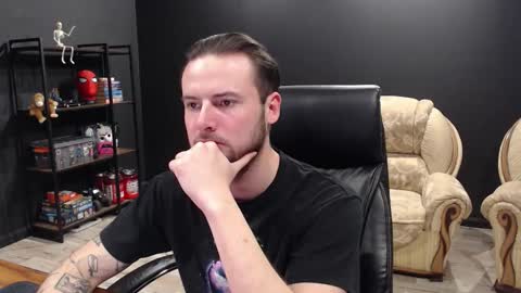 Misha Winchester online show from November 2025 09:11:01 AM