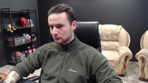 Snapshot of mihasikd chatting on February 2026 07:58:01 AM Misha Winchester online show from February 2026 07:58:01 AM