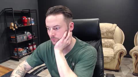 Snapshot of mihasikd chatting on February 2026 11:06:02 AM Misha Winchester online show from February 2026 11:06:02 AM