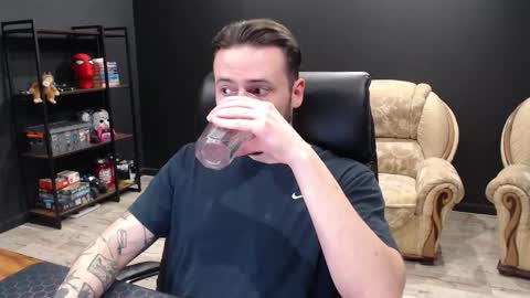 Snapshot of mihasikd chatting on March 2026 05:42:02 PM Misha Winchester online show from March 2026 05:42:02 PM