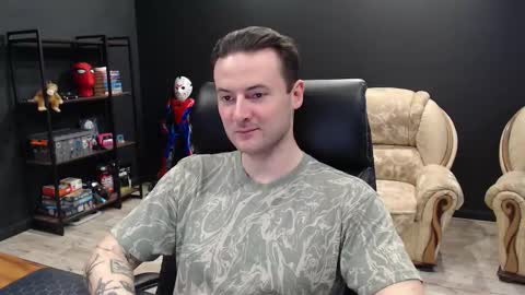 Snapshot of mihasikd chatting on March 2026 08:37:02 AM Misha Winchester online show from March 2026 08:37:02 AM