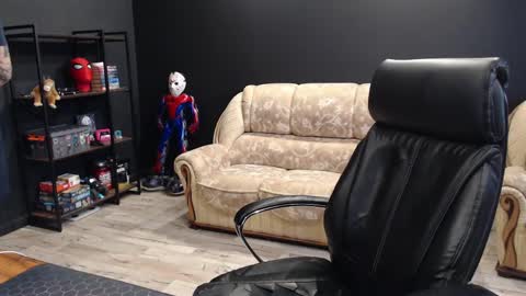 Snapshot of mihasikd chatting on April 2026 10:57:02 AM Misha Winchester online show from April 2026 10:57:02 AM