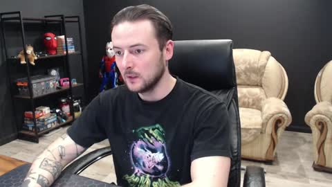 Snapshot of mihasikd chatting on April 2026 07:35:01 AM Misha Winchester online show from April 2026 07:35:01 AM