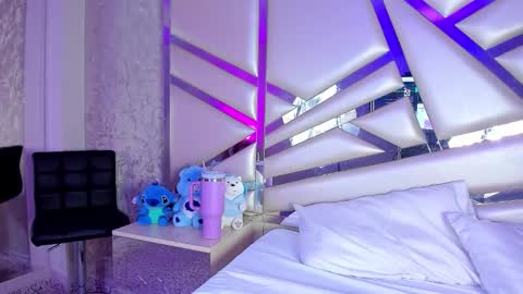 MIA 3 online show from November 2025 06:02:02 AM