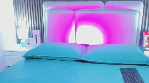 miia_cute18 online show from February 2026 11:42:02 AM