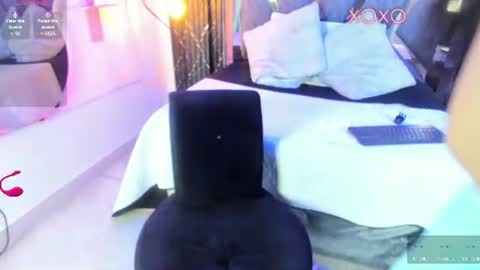 Snapshot of miia_deluxe_ chatting on June 2026 01:58:01 AM miia_deluxe_ online show from June 2026 01:58:01 AM