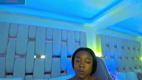 Snapshot of miia_schwarz chatting on February 2026 10:47:02 PM Miia Schwarz online show from February 2026 10:47:02 PM