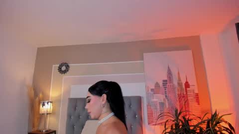 Snapshot of miia_smiith02 chatting on December 2024 12:28:01 PM luisa online show from December 2024 12:28:01 PM