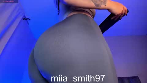 mia online show from March 2026 09:09:02 PM