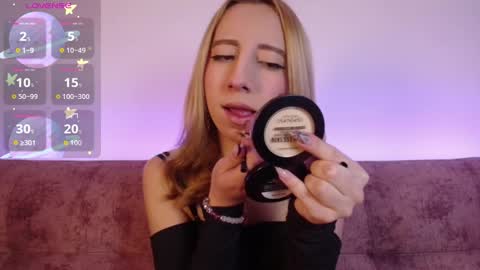 MIIA     online show from November 2025 02:44:02 AM