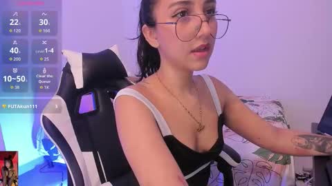 Snapshot of miiller_sofiia chatting on February 2026 12:27:02 AM miiller_sofiia online show from February 2026 12:27:02 AM