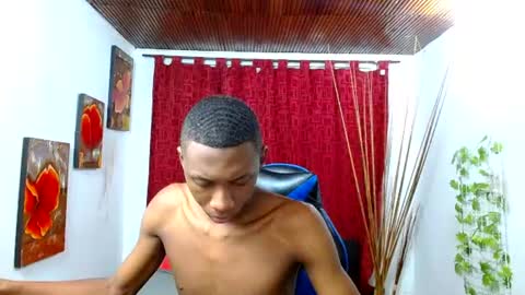 Snapshot of miilo18 chatting on May 2026 05:42:01 PM milo online show from May 2026 05:42:01 PM