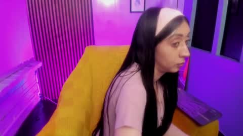 miilu  online show from April 2026 02:58:01 AM