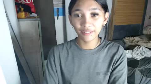 Snapshot of mika_cora chatting on June 2026 11:35:01 AM MIKA online show from June 2026 11:35:01 AM