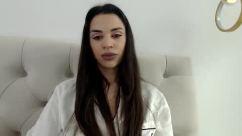 Snapshot of mika_gold7 chatting on February 2026 07:12:01 AM Mika online show from February 2026 07:12:01 AM