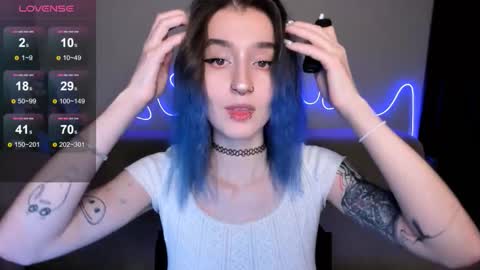 Mika online show from November 2025 01:55:02 PM