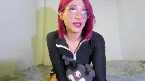 mika_velvet online show from October 2025 09:34:01 PM