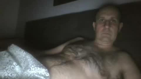 mikael_r52 online show from May 2026 09:00:02 PM