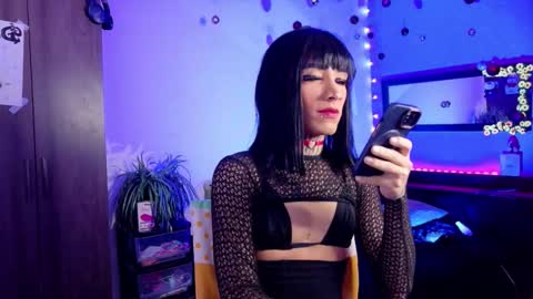 mikaelarangel online show from December 2025 02:21:01 AM