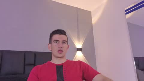 Snapshot of mikaelslow chatting on July 2026 05:33:01 AM mikael online show from July 2026 05:33:01 AM