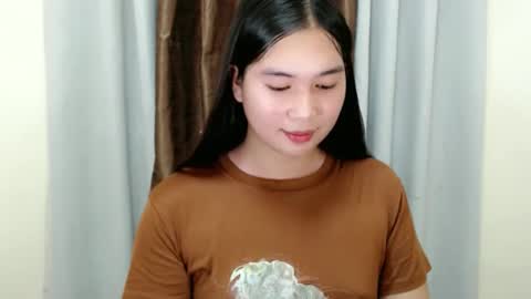 Kyla online show from November 2025 05:28:02 AM