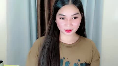 Kyla online show from November 2025 05:13:02 AM