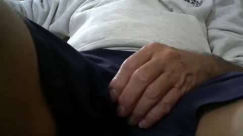 Snapshot of mike26051 chatting on December 2024 08:15:01 PM mike26051 online show from December 2024 08:15:01 PM