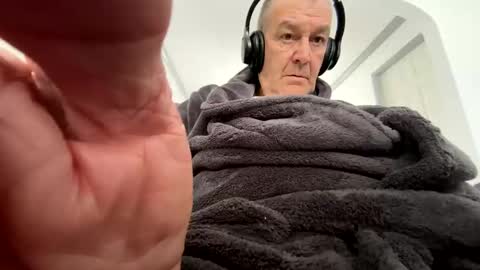 Snapshot of mike26051 chatting on February 2025 12:25:02 PM mike26051 online show from February 2025 12:25:02 PM