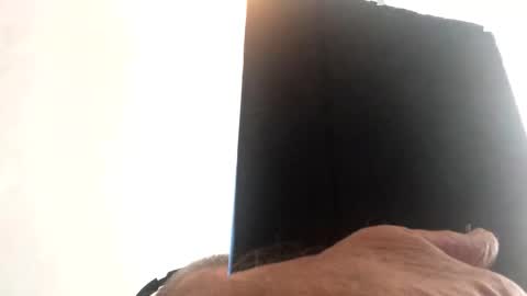 mike26051 online show from November 2025 11:31:02 AM