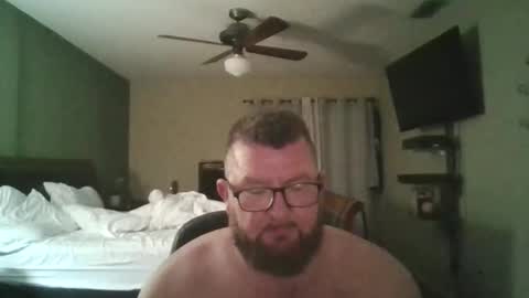 mike700723 online show from April 2026 05:05:01 AM